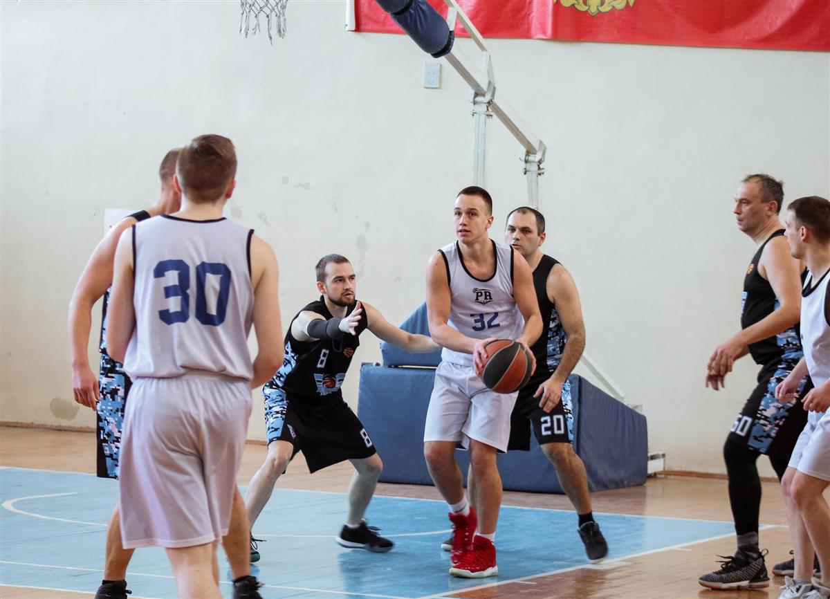обнинск калуга баскетбол. красная звезда калуга баскетбол. млбл калуга. баскетбольная команда лидер воротынск. млбл калуга.